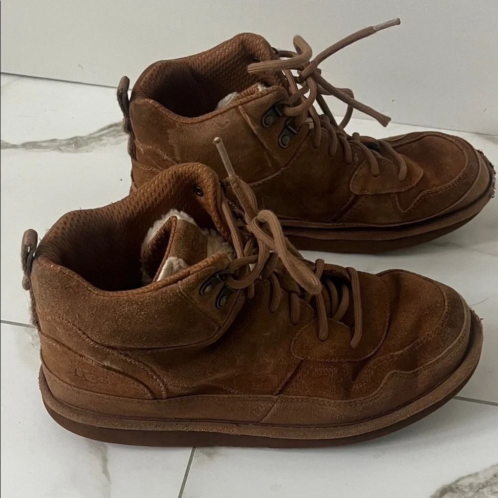 UGG Chestnut Suede Shearling-Lined Lace-Up Boots. Youth
